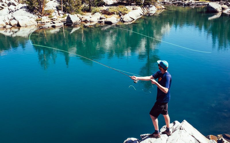Apertura pesca nei laghetti alpini